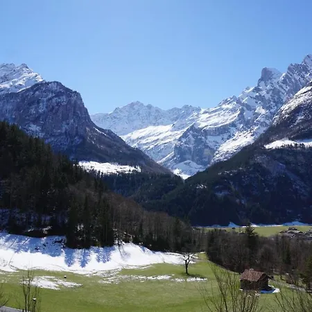 Alpen Lotus Alpesi faház *